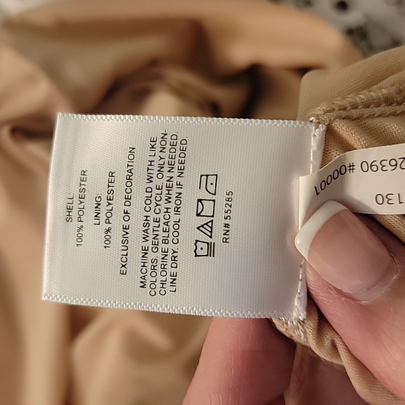 Express Dress - Picture 5 of 5